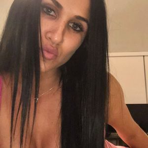 Meet your Posher, Leisyta